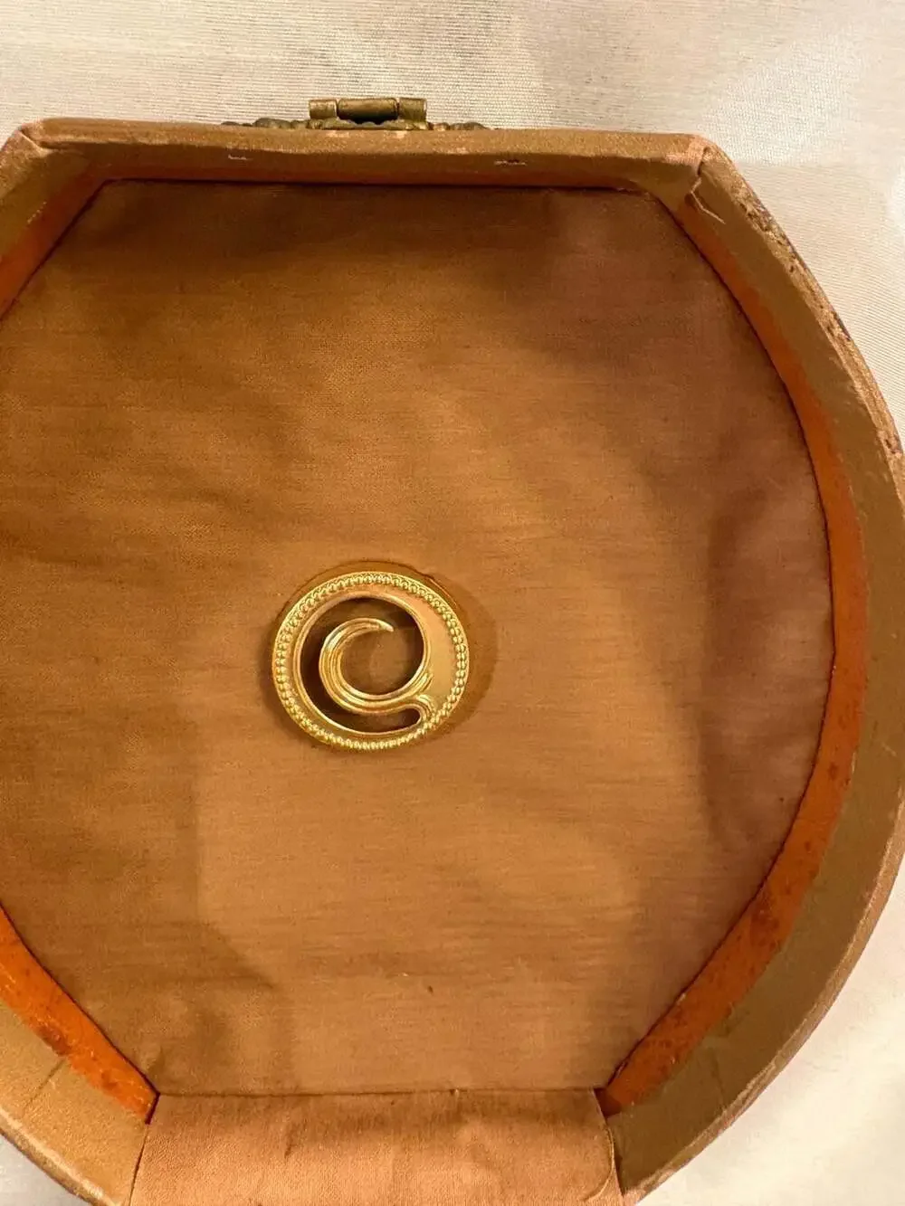 Unknown vintage octagonal